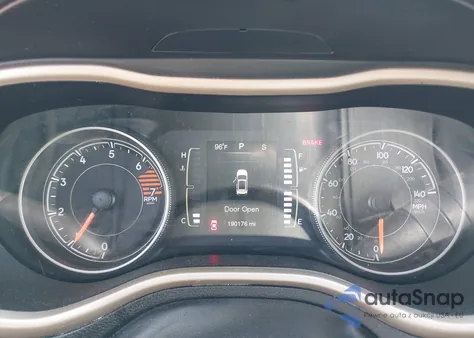 2016 Jeep Cherokee Latitude from USA, damaged, VIN 1C4PJLCB0GW125694